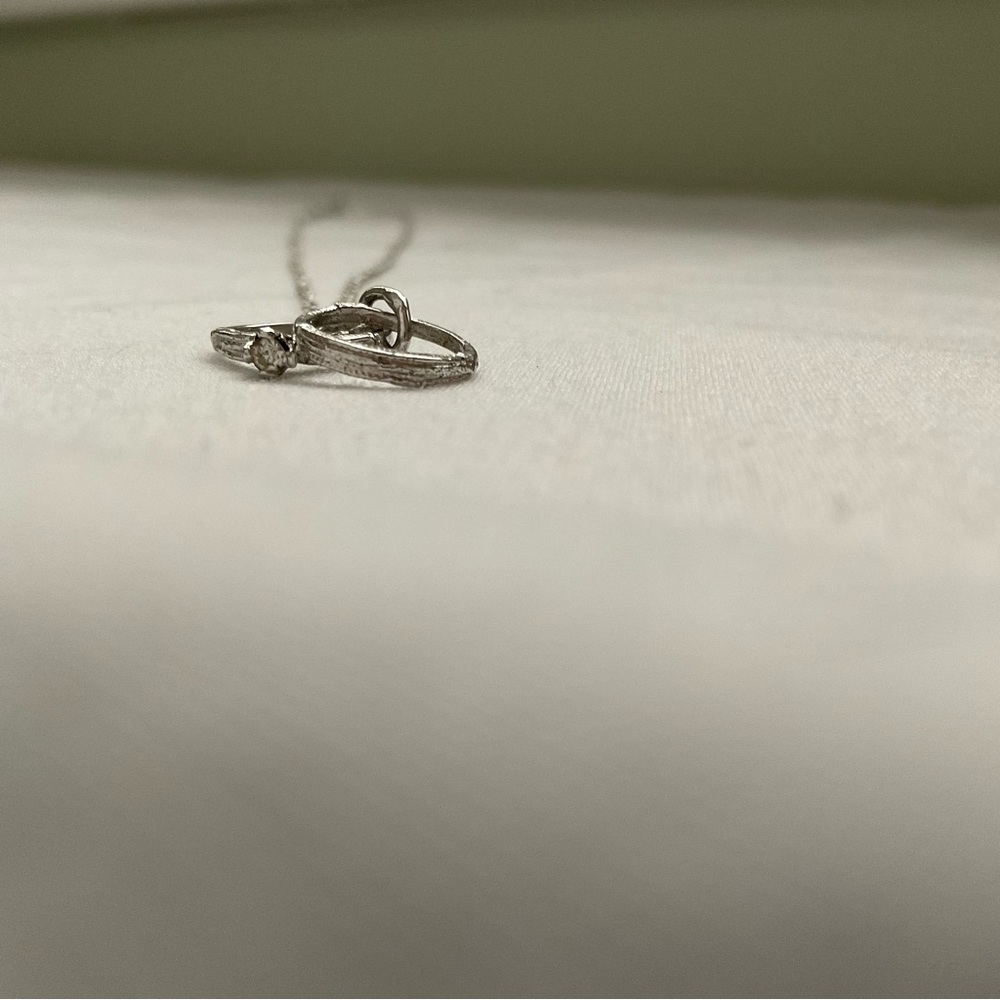 MARRIAGE RINGS NECKLACE, VINTAGE - Picture 3 of 5